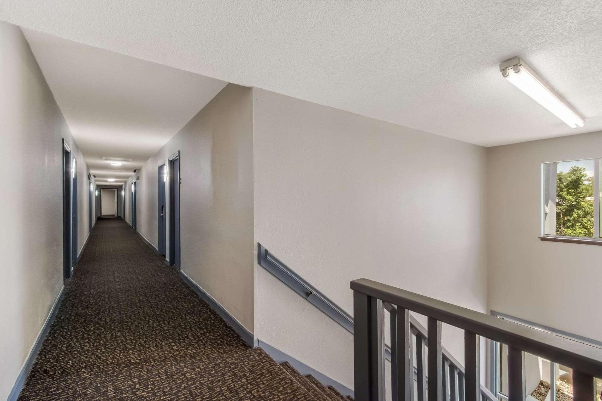 Econo Lodge Cherry Point Havelock Exterior foto
